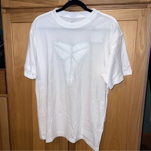 Nike Max90 Basketball T-Shirt
'Kobe Halo'